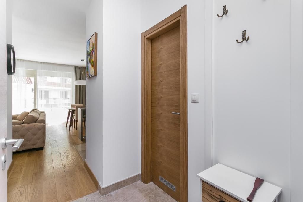 Апартаменты Apartments LM RESIDENCE Рафаиловичи-82