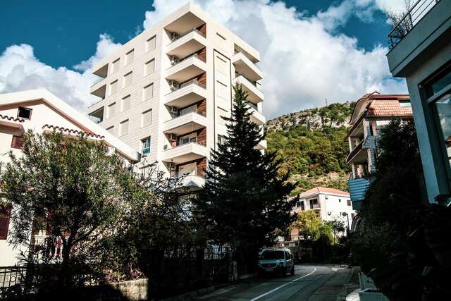 Апартаменты Apartments LM RESIDENCE Рафаиловичи-3